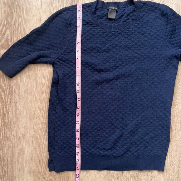 Ann Taylor Small Navy Knit Short Sleeve Knit Sweater Shirt - Picture 6 of 8